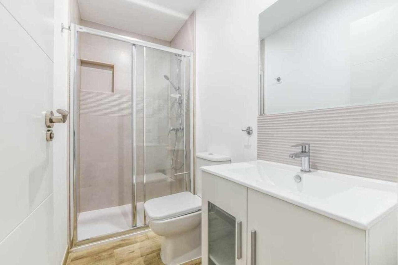 Acogedor Apartamento Entre Sol Gran Via Y Palacio Madrid Bagian luar foto