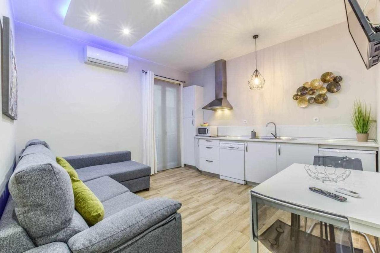 Acogedor Apartamento Entre Sol Gran Via Y Palacio Madrid Bagian luar foto